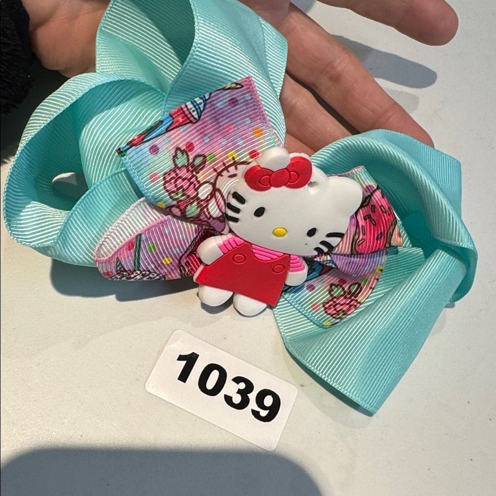 1039 Mint Green Color Hello Kitty Hair‎ Bow Alligator Clip